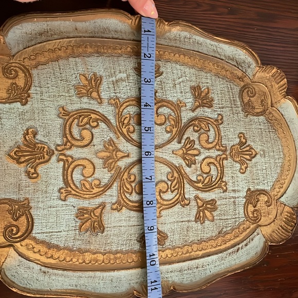 Large Oval Florentine Wooden Gold Inlay Tray - Picture 8 of 8